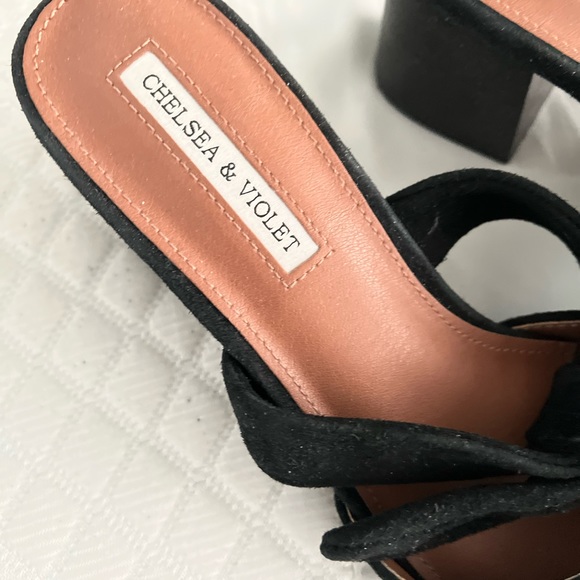 Chelsea and Violet Heels - Picture 2 of 3